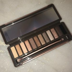 Used Urban Decay Naked 2 Palette